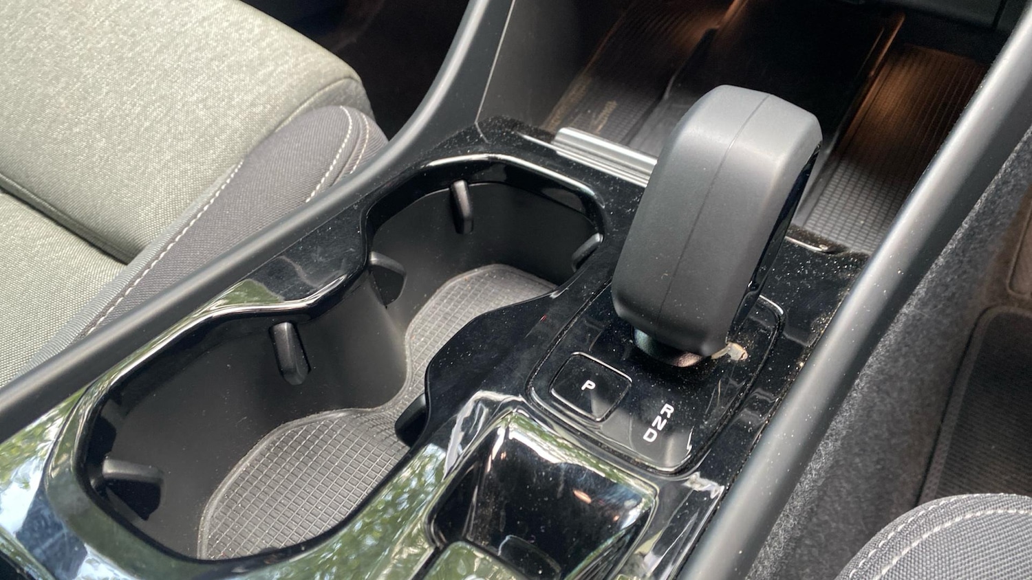 Used Volvo XC40 2024 for sale - 76953280: Photo 27