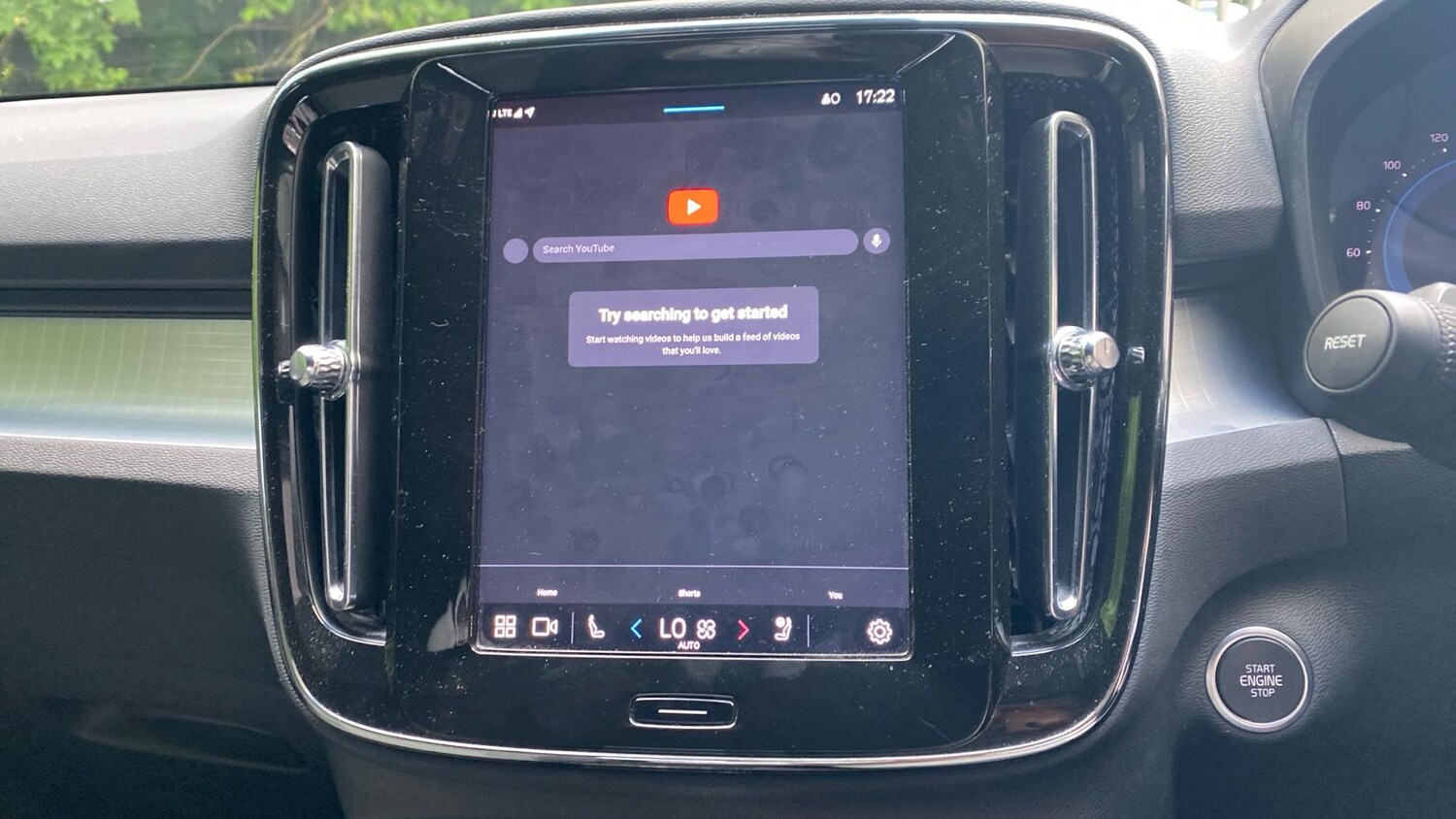 Used Volvo XC40 2024 for sale - 76953280: Photo 38