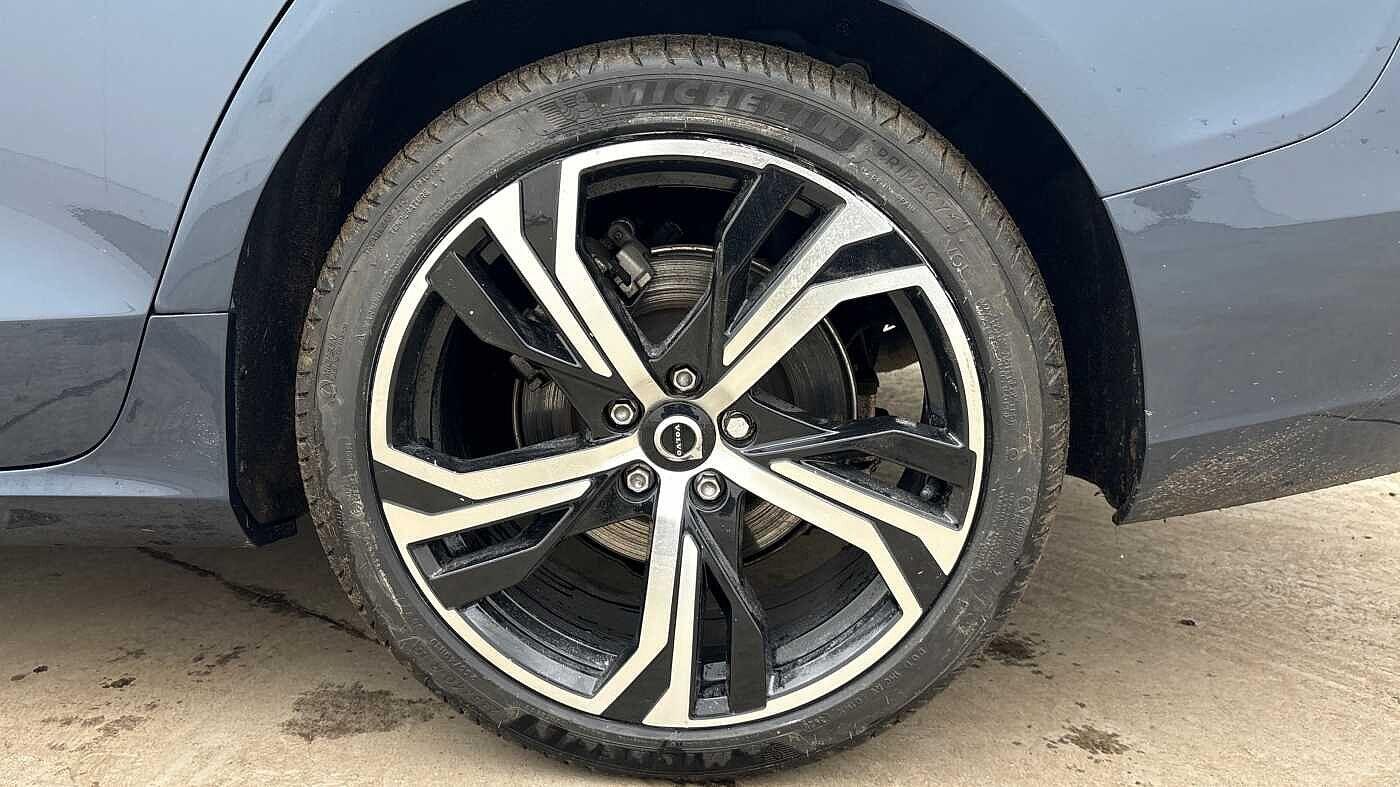 Used Volvo V60 2025 for sale - 77330942: Photo 19