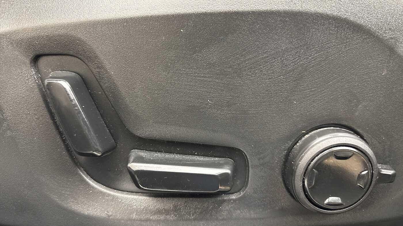 Used Volvo V60 2025 for sale - 77330942: Photo 27