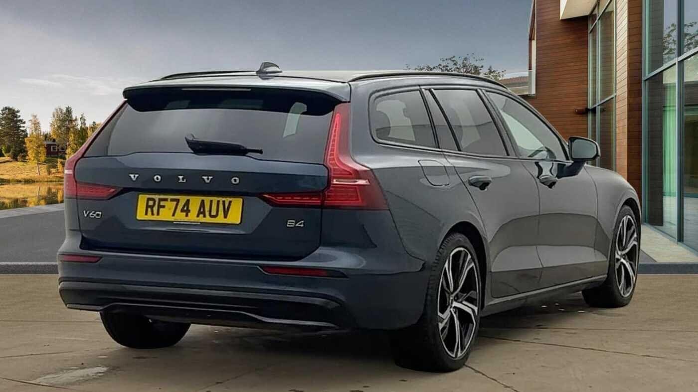 Used Volvo V60 2025 for sale - 77330942: Photo 3