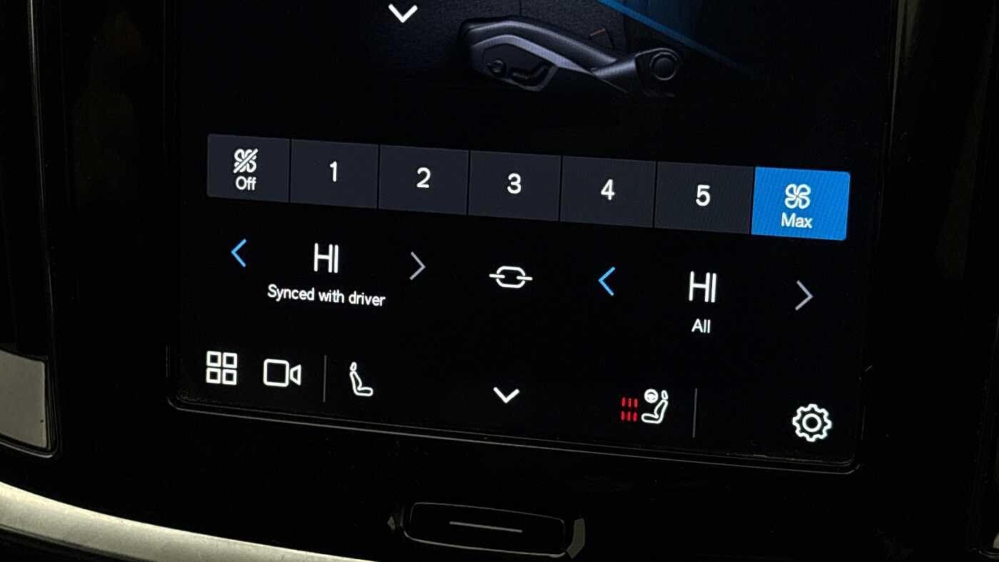 Used Volvo V60 2025 for sale - 77330942: Photo 39