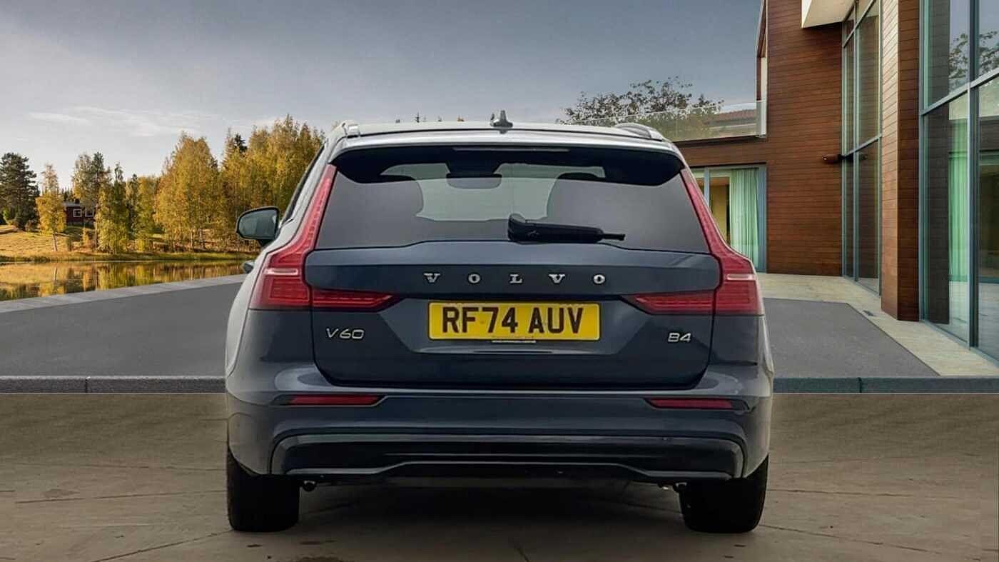 Used Volvo V60 2025 for sale - 77330942: Photo 4