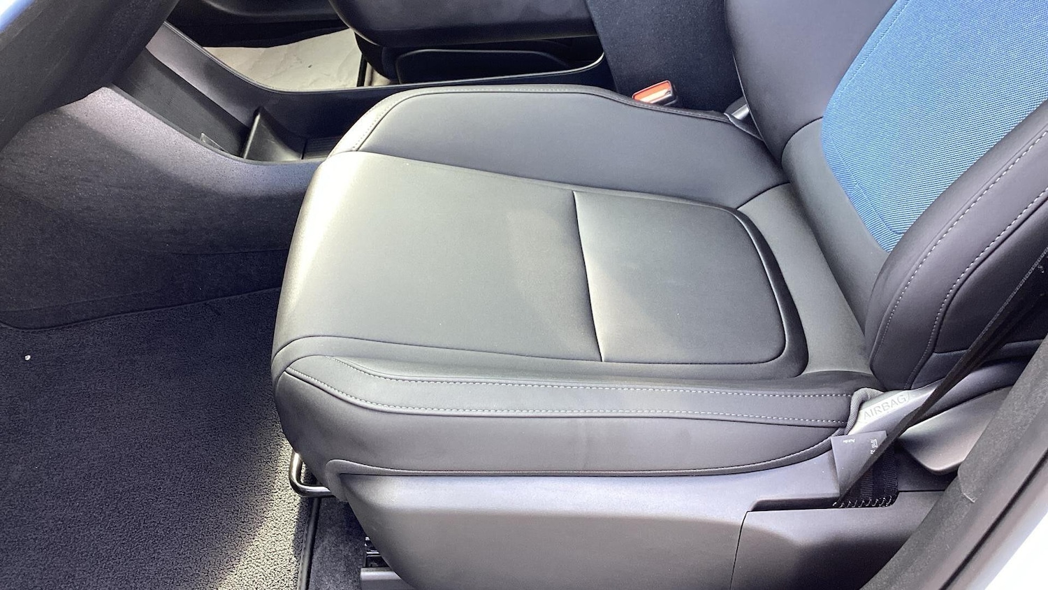 Used Volvo EX30 for sale - 76473701: Photo 28