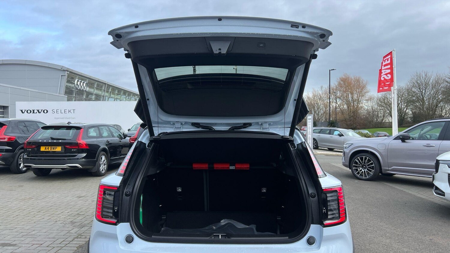 Used Volvo EX30 for sale - 77724292: Photo 29