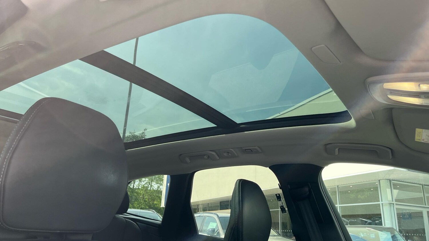 Used Volvo XC60 2024 for sale - 77101751: Photo 34