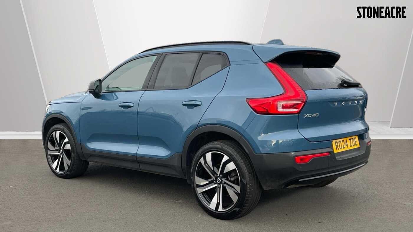 Used Volvo XC40 2024 for sale - 77468473: Photo 2
