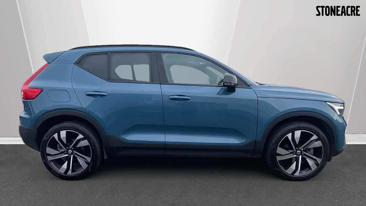 Used Volvo XC40 2024 for sale - 77468473: Photo 3