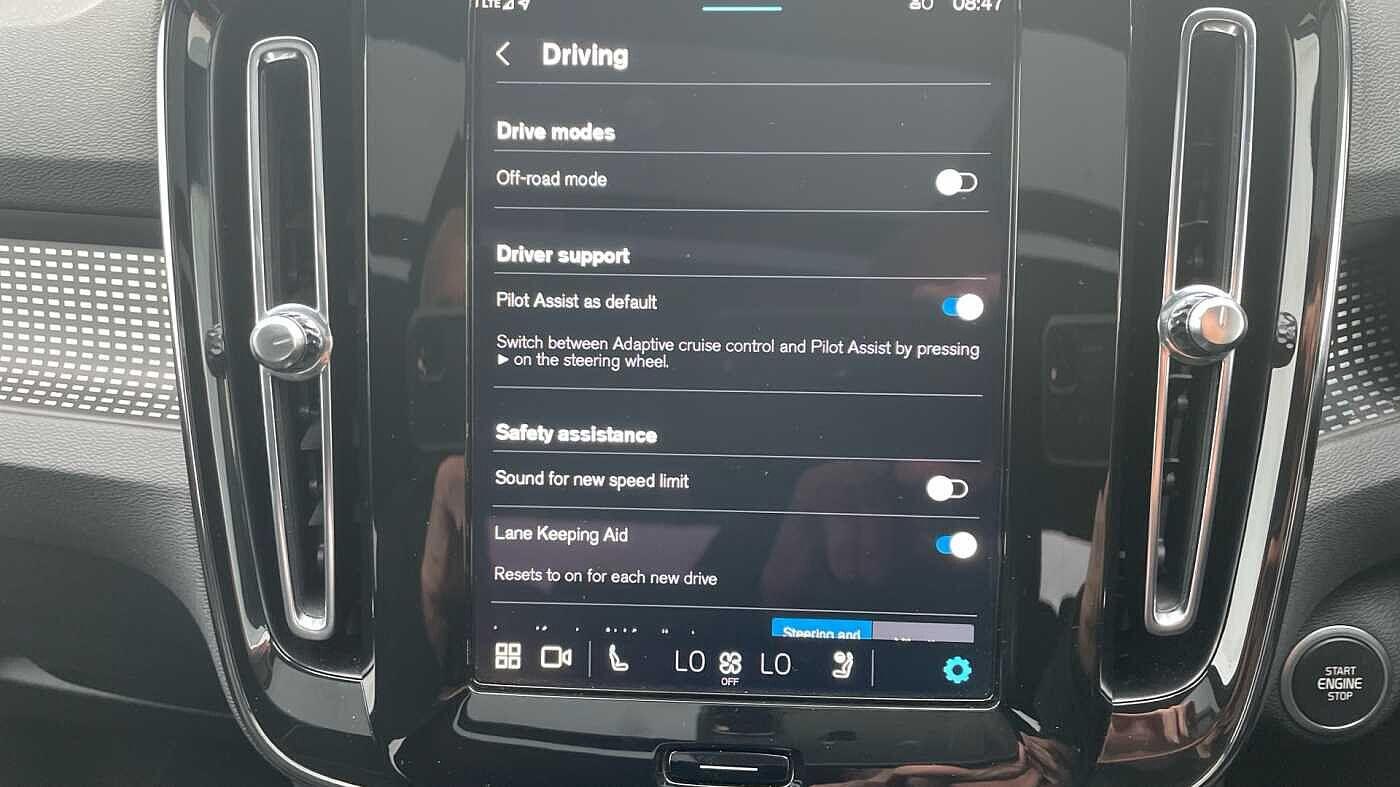 Used Volvo XC40 2024 for sale - 77468473: Photo 40