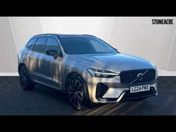 (24) - Ultimate, B5 AWD Mild hybrid, Petrol, Dark 5-Door