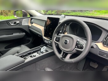 Used Volvo XC60 2026 for sale - 78291984: Photo