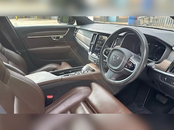 Used Volvo V90 2020 for sale - 79412303: Photo
