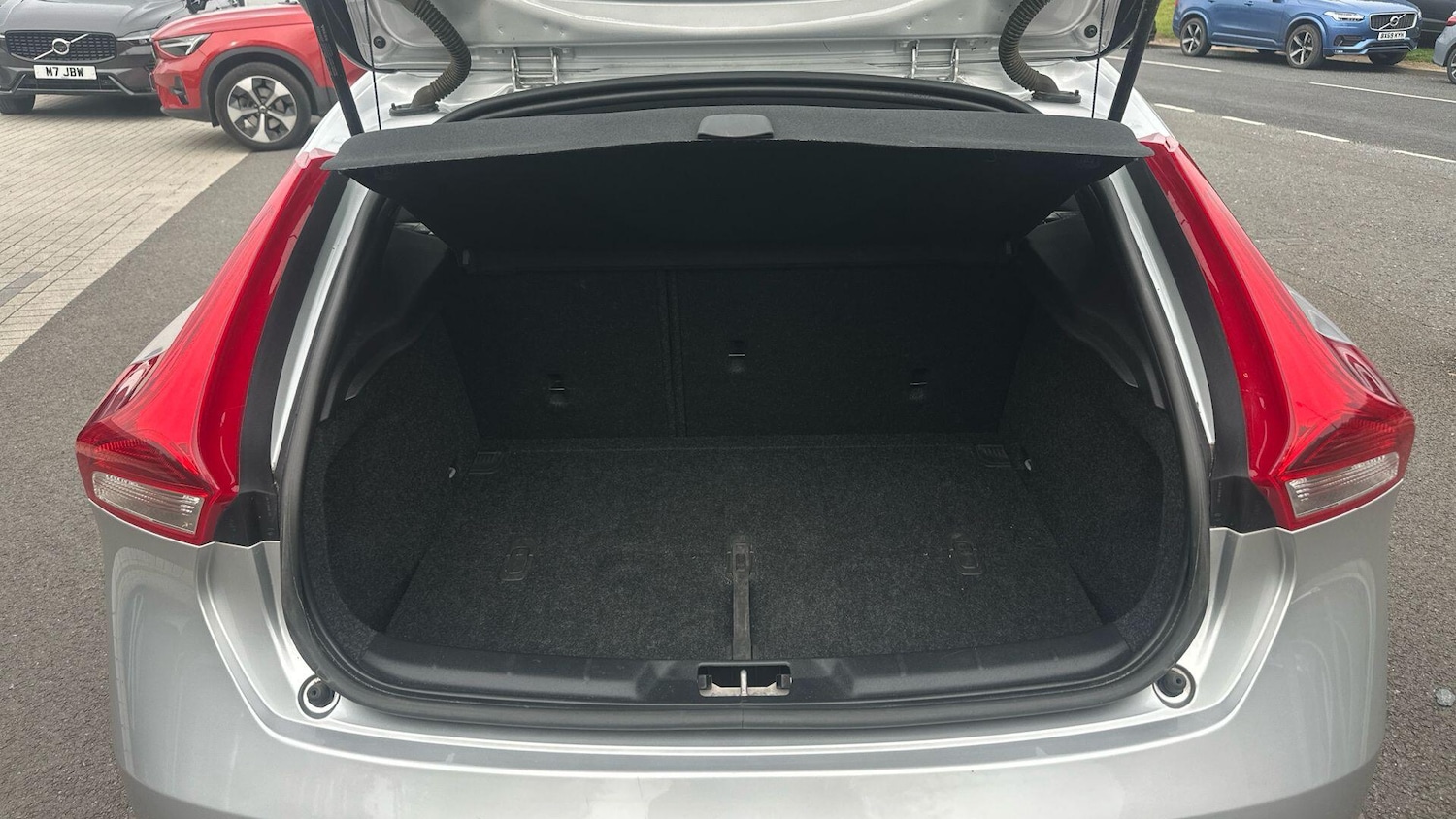Used Volvo V40 2018 for sale - 76121547: Photo 13