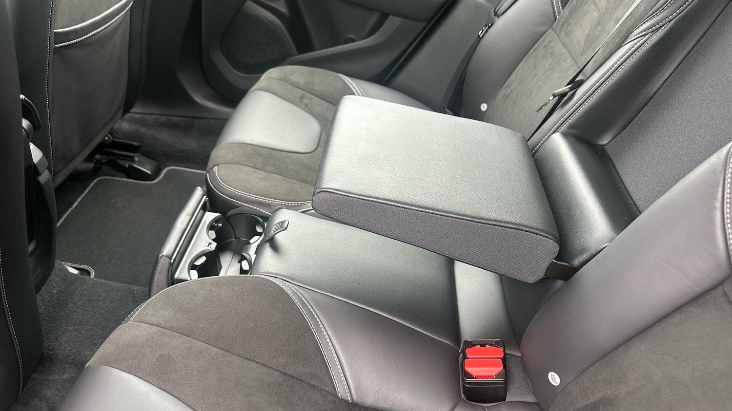 Used Volvo V40 2018 for sale - 76121547: Photo 16
