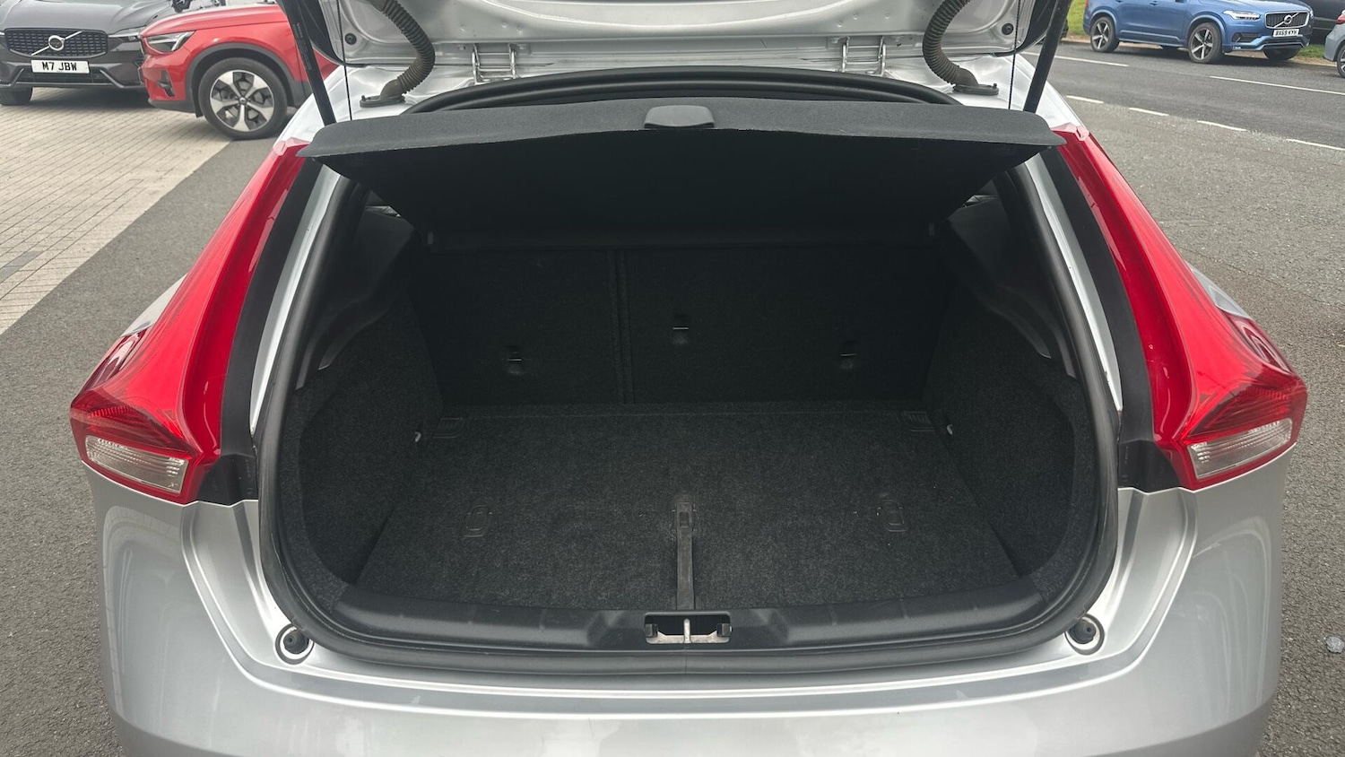 Used Volvo V40 2018 for sale - 76121547: Photo 39
