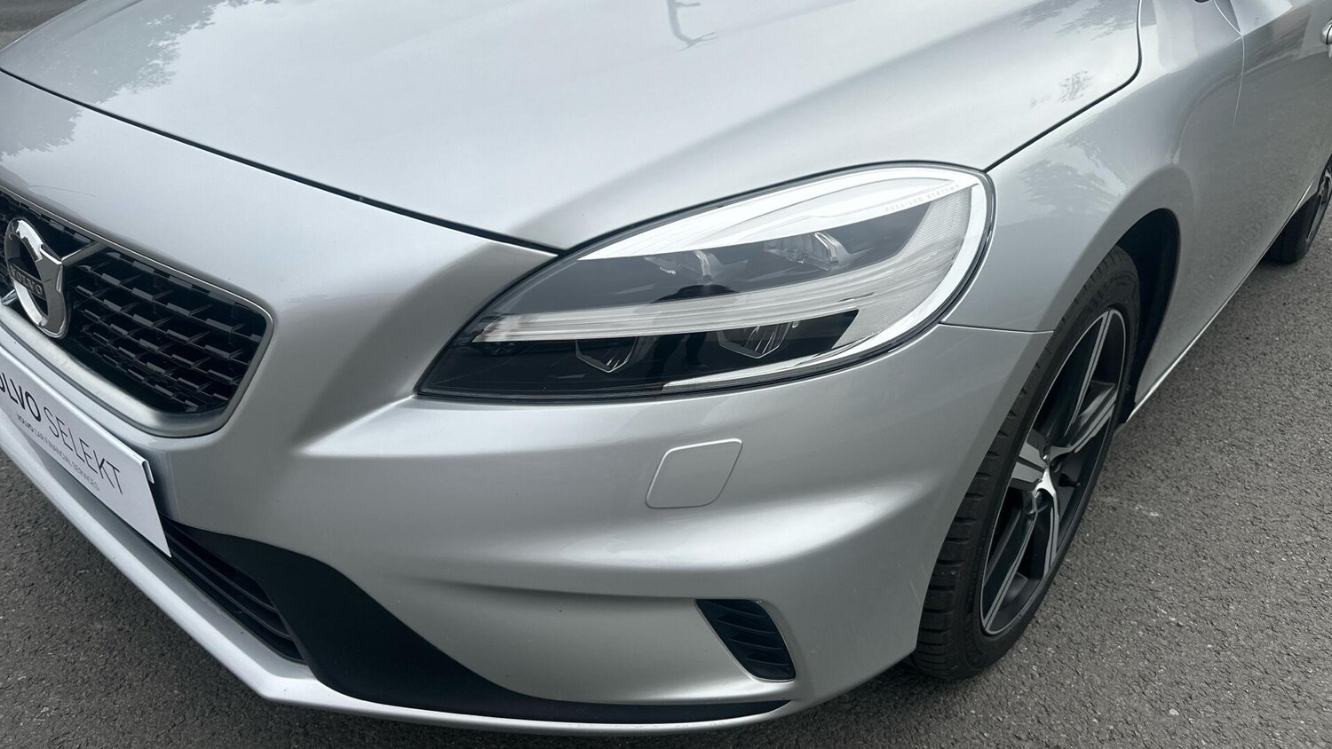 Used Volvo V40 2018 for sale - 76121547: Photo 41