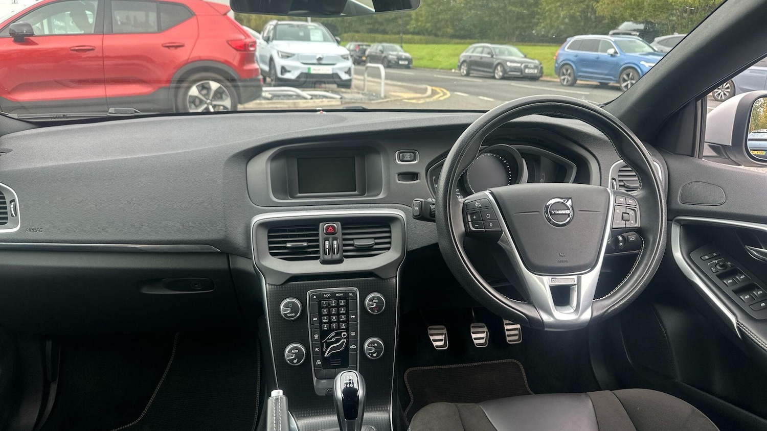 Used Volvo V40 2018 for sale - 76121547: Photo 5