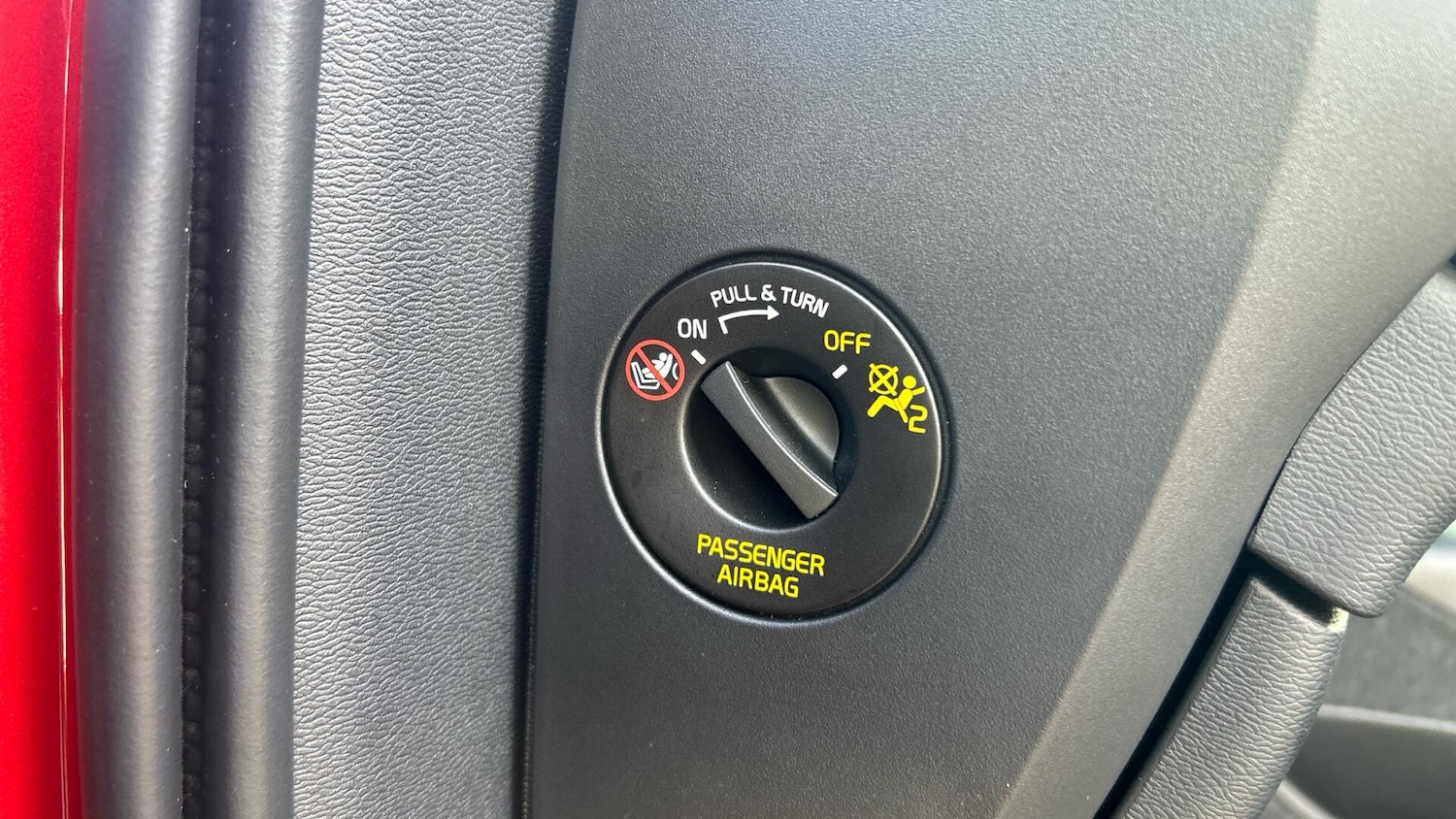 Used Volvo XC40 2025 for sale - 76499259: Photo 35