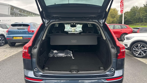 Used Volvo XC60 2023 for sale - 76152266: Photo 13