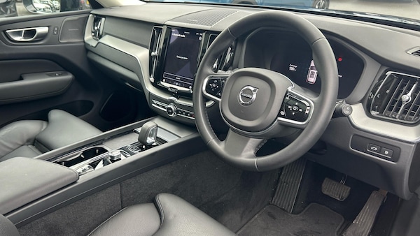 Used Volvo XC60 2023 for sale - 76152266: Photo 4
