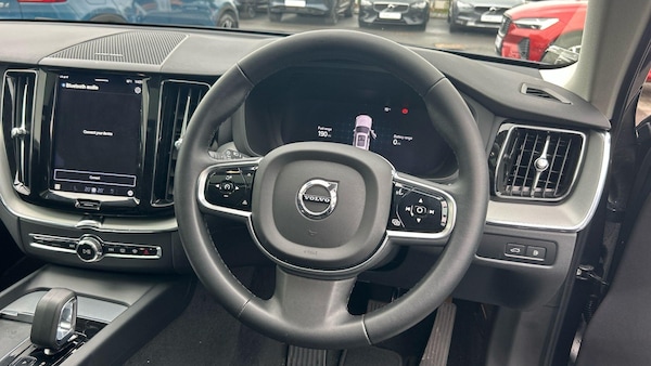 Used Volvo XC60 2023 for sale - 76152266: Photo 76