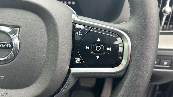 Used Volvo XC60 2023 for sale - 76152266: Photo 85