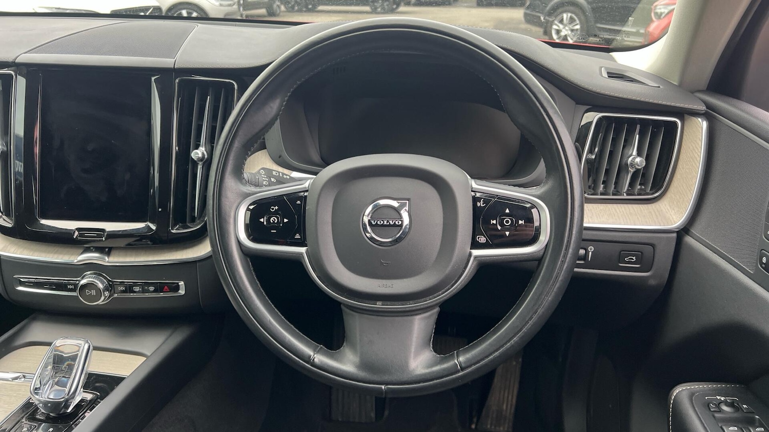 Used Volvo XC60 2020 for sale - 77657971: Photo 10