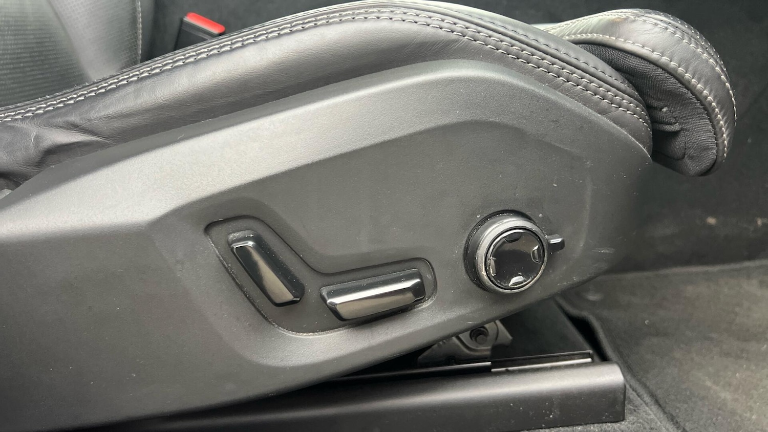 Used Volvo XC60 2020 for sale - 77657971: Photo 28