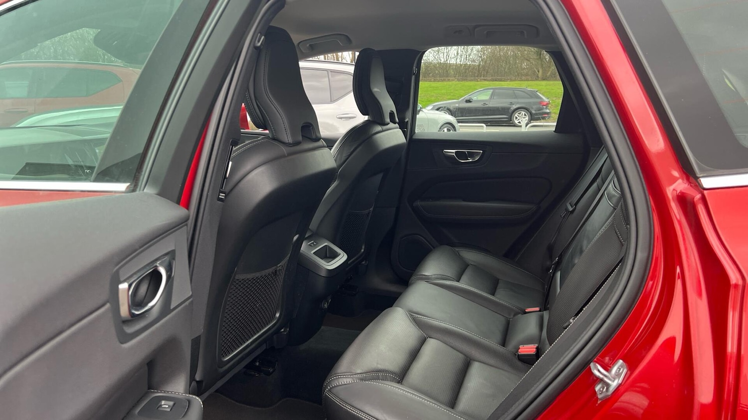 Used Volvo XC60 2020 for sale - 77657971: Photo 30