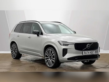 2025 (74) - 2.0 B5P Ultra Dark 5dr AWD Geartronic