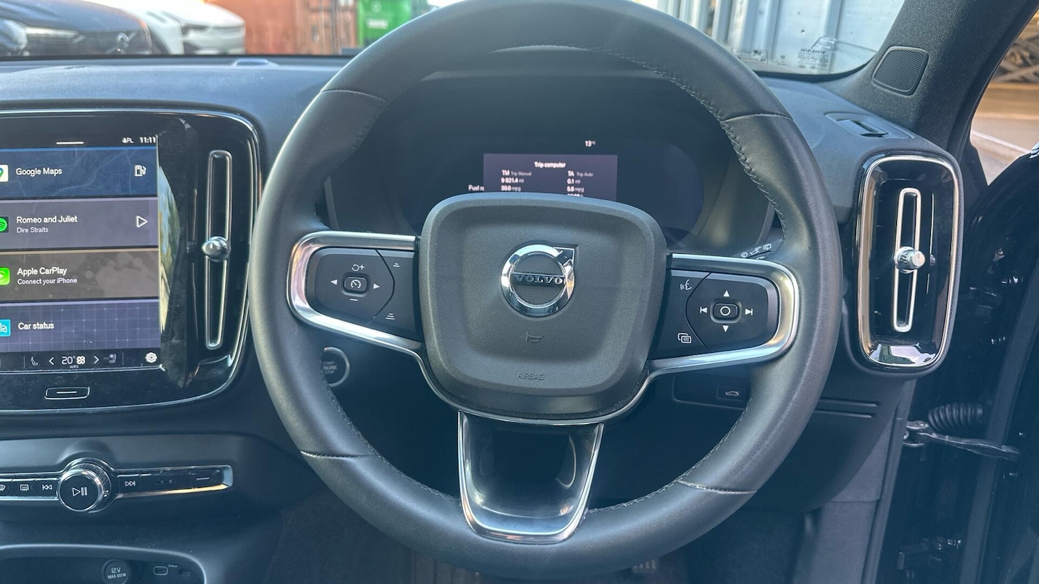 Used Volvo XC40 2023 for sale - 76122984: Photo 10