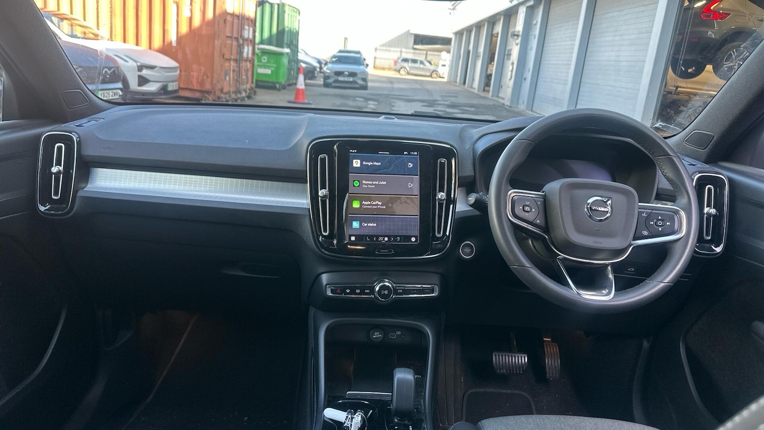 Used Volvo XC40 2023 for sale - 76122984: Photo 5
