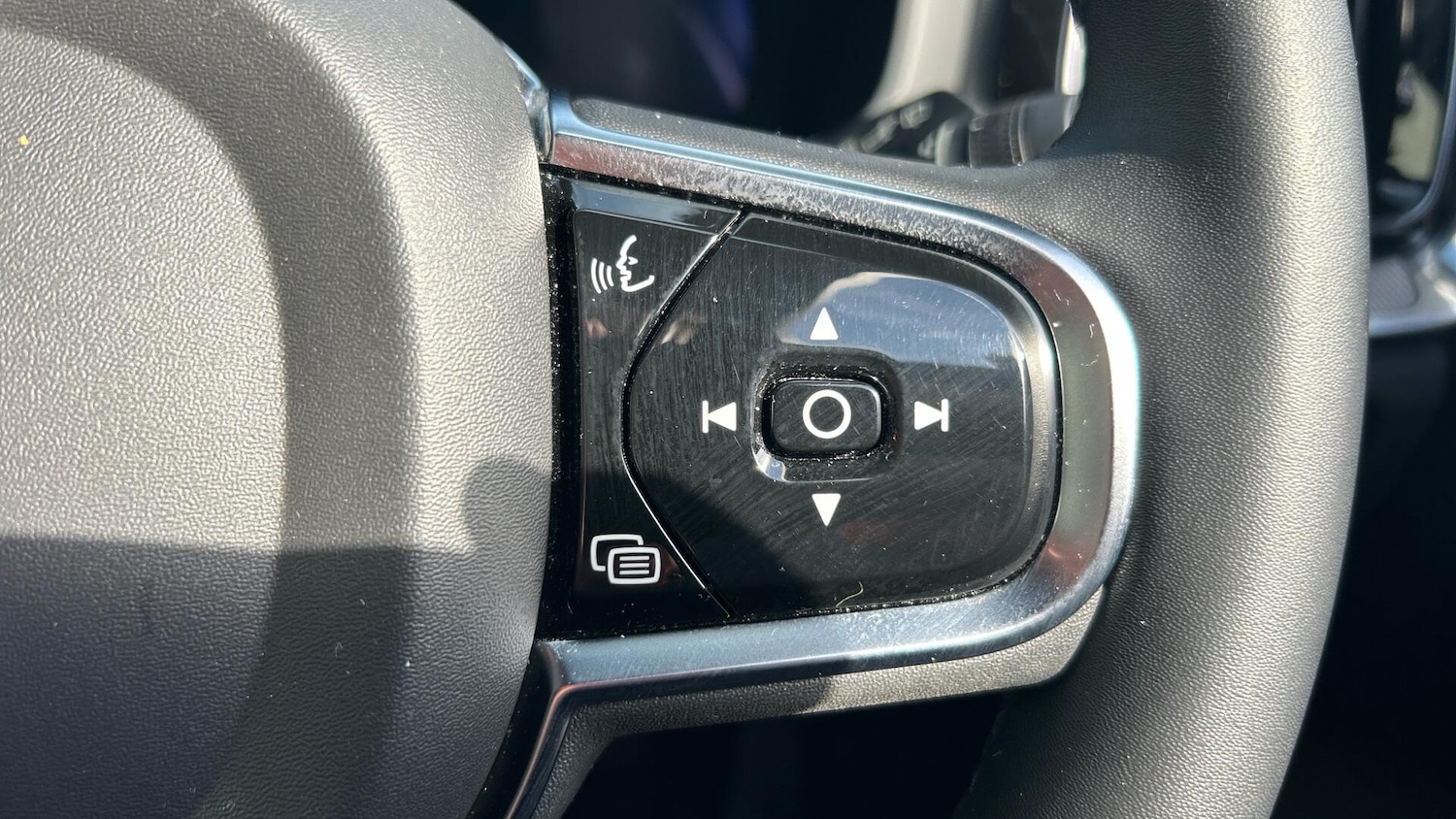 Used Volvo V60 2023 for sale - 76964522: Photo 18