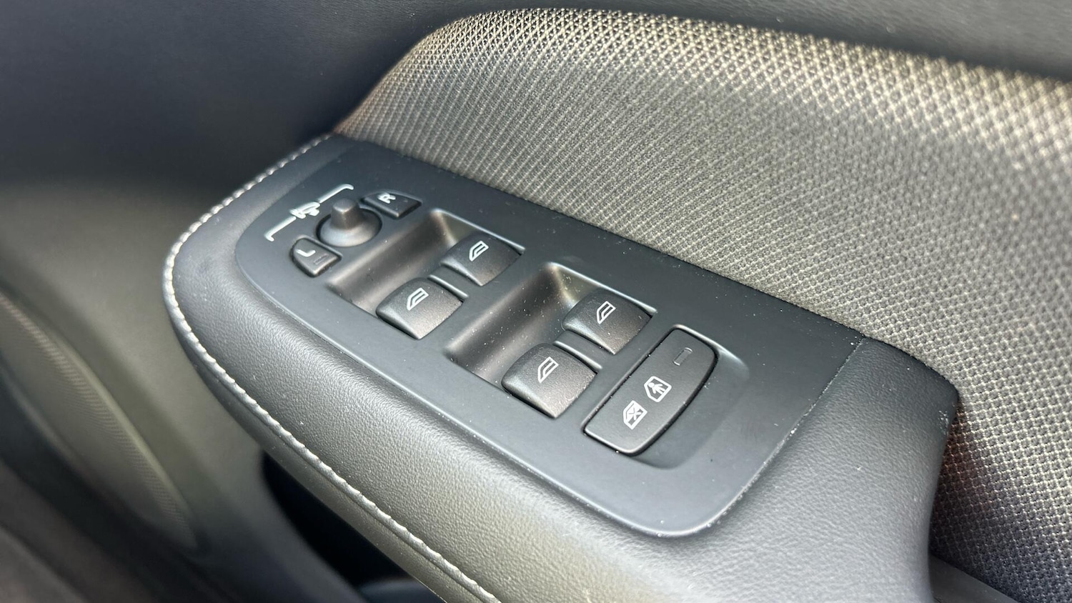 Used Volvo V60 2023 for sale - 76964522: Photo 20