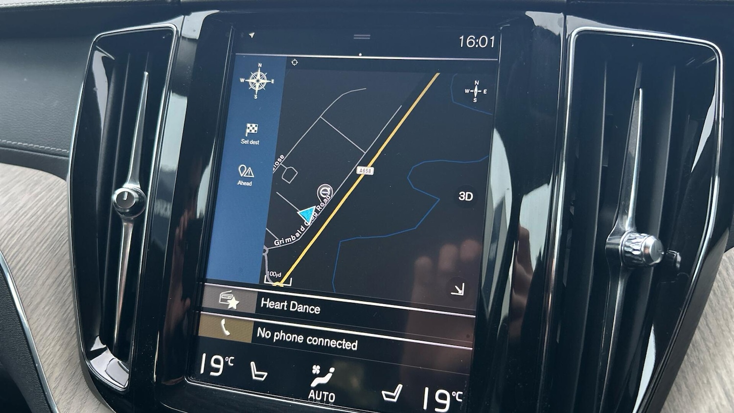 Used Volvo XC60 2019 for sale - 76633721: Photo 17