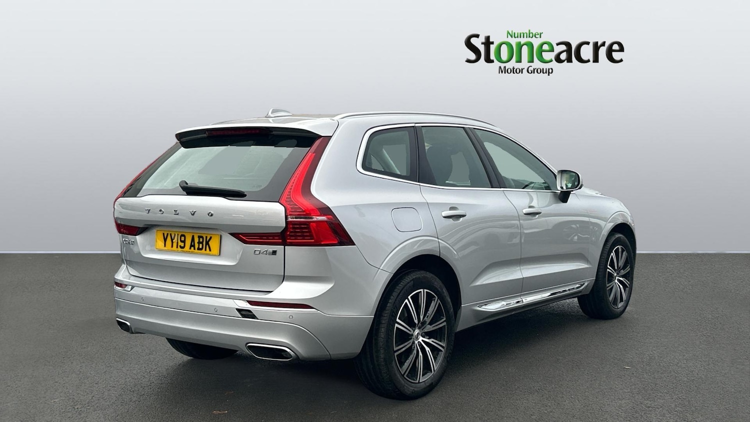 Used Volvo XC60 2019 for sale - 76633721: Photo 2