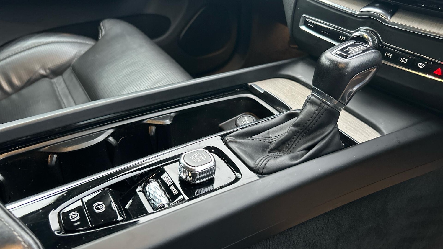 Used Volvo XC60 2019 for sale - 76633721: Photo 25