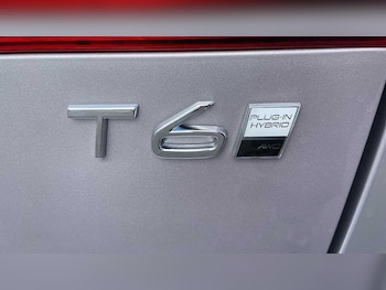 Used Volvo XC60 2025 for sale - 76865768: Photo