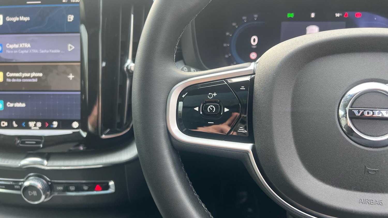 Used Volvo XC60 2025 for sale - 78019911: Photo 20