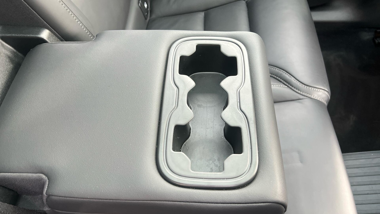 Used Volvo XC60 2025 for sale - 78019911: Photo 32