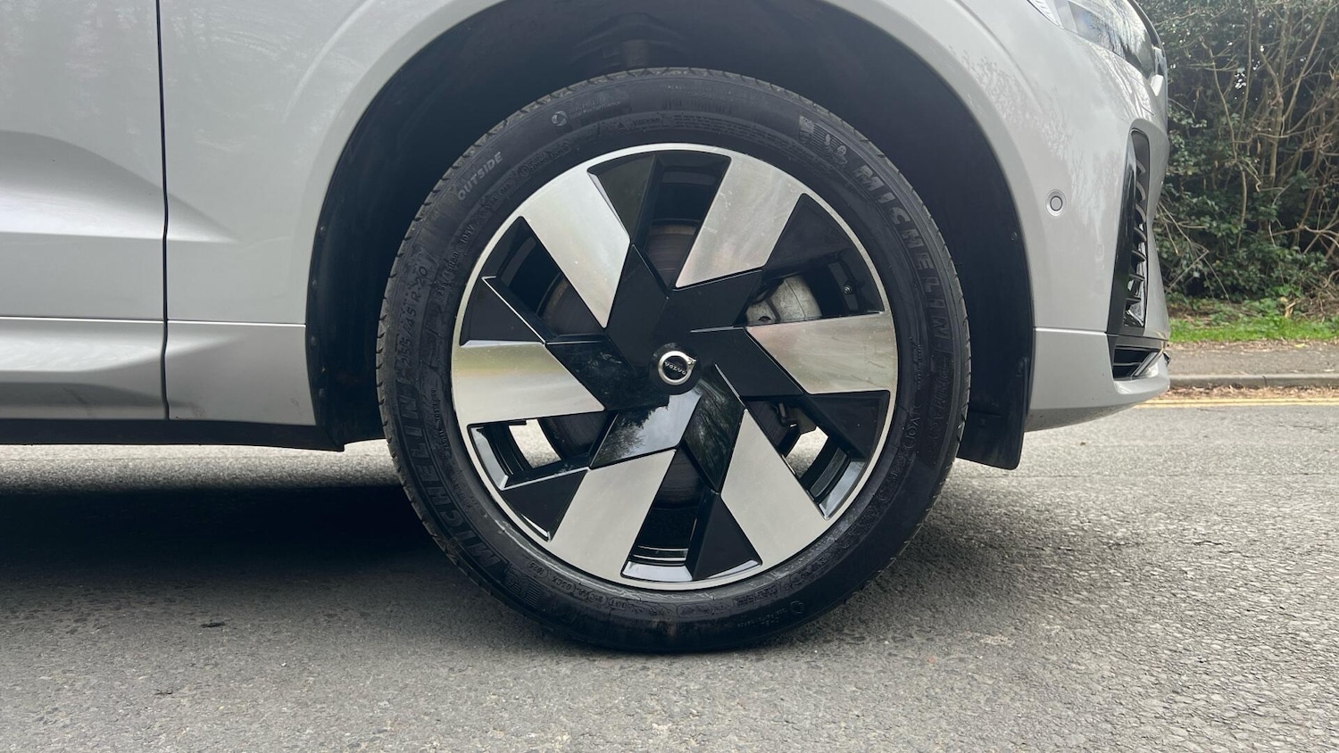 Used Volvo XC60 2025 for sale - 78019911: Photo 9