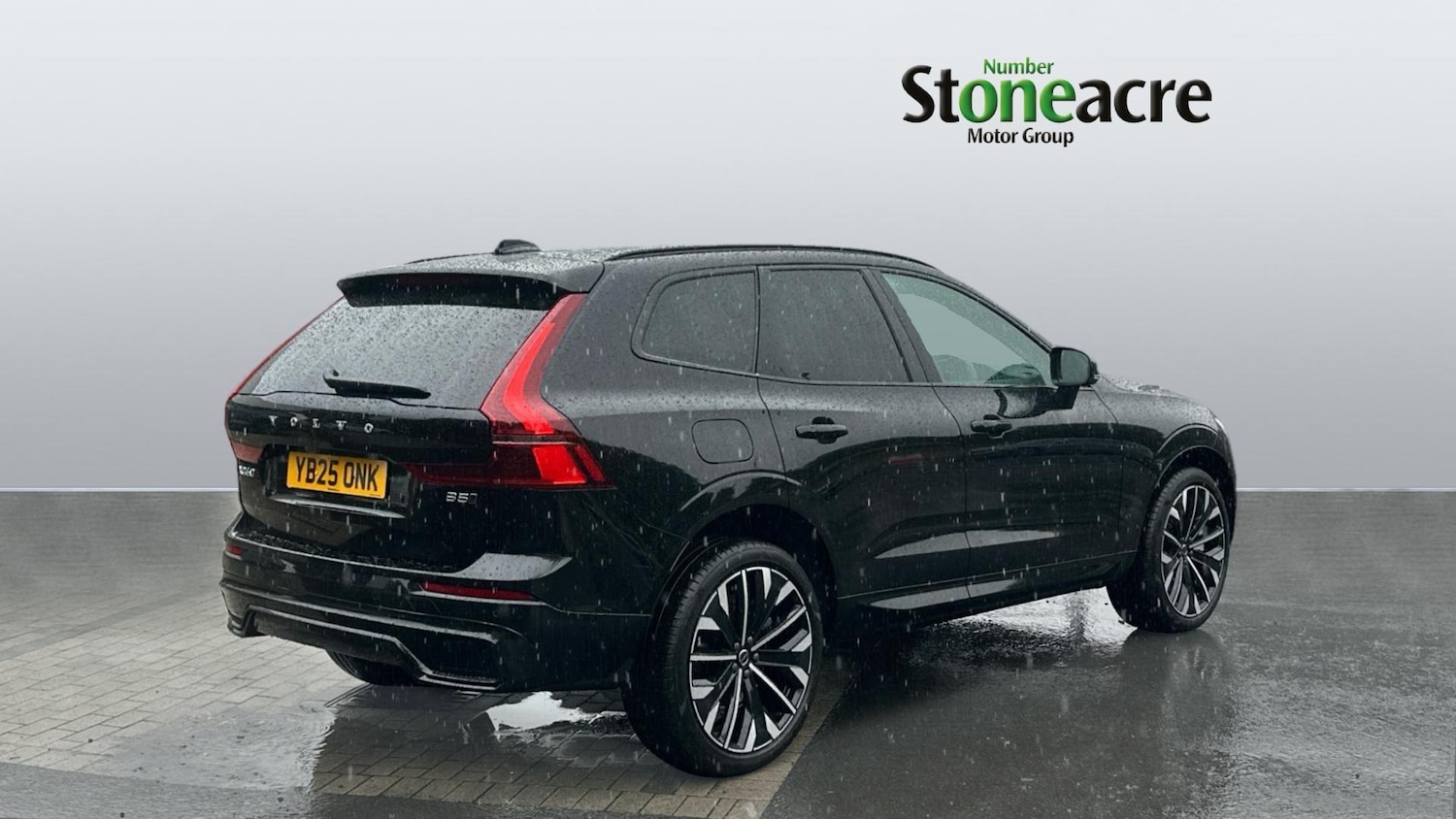 Used Volvo XC60 2025 for sale - 77612692: Photo 2