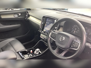 Used Volvo XC40 2019 for sale - 75928365: Photo