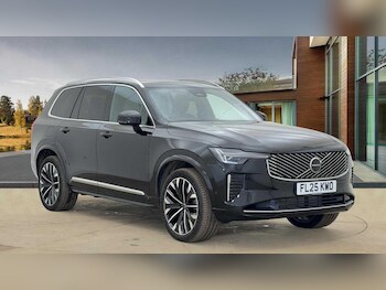 (25) - Ultra, T8 AWD Plug-in hybrid, Electric/Petrol, Bright, 7 Seats 5-Door