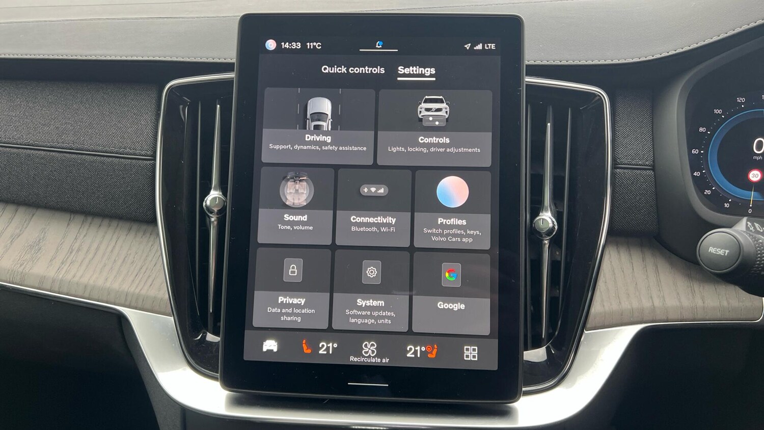 Used Volvo XC90 2025 for sale - 77658382: Photo 16