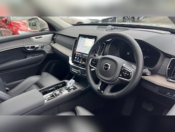 Used Volvo XC90 2025 for sale - 77658382: Photo