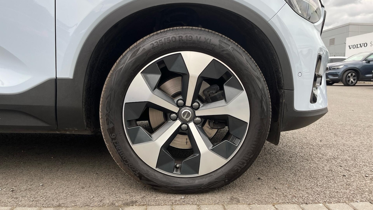 Used Volvo XC40 2024 for sale - 76151624: Photo 10