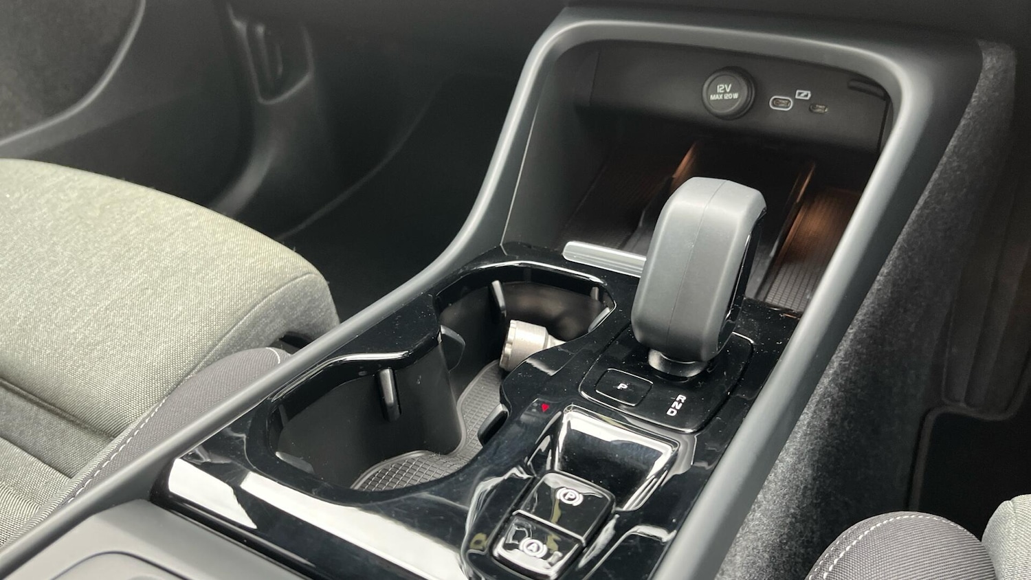 Used Volvo XC40 2024 for sale - 76151624: Photo 26