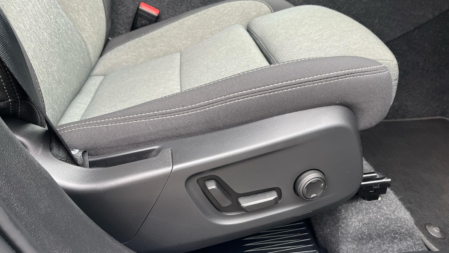 Used Volvo XC40 2024 for sale - 76151624: Photo 30