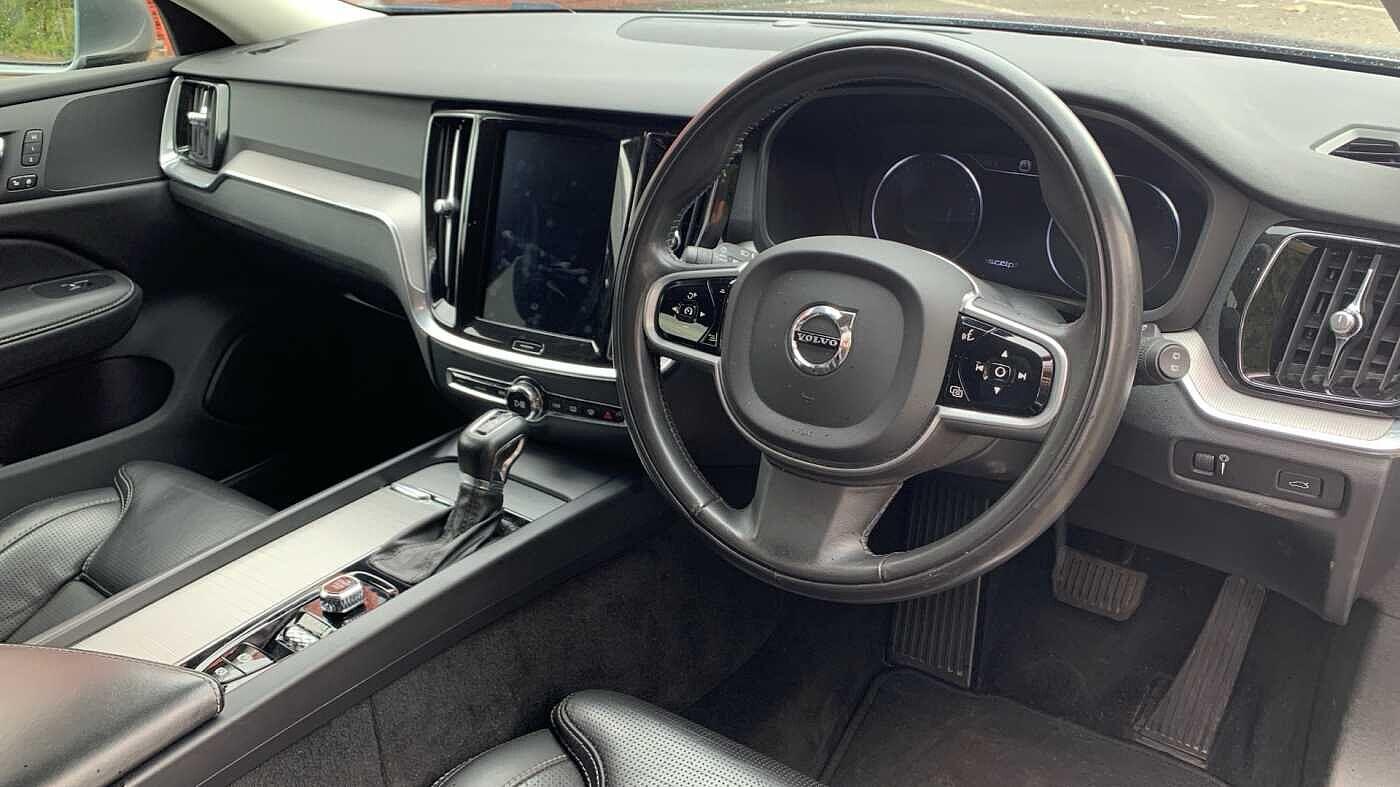 Used Volvo V60 2020 for sale - 77254521: Photo 5